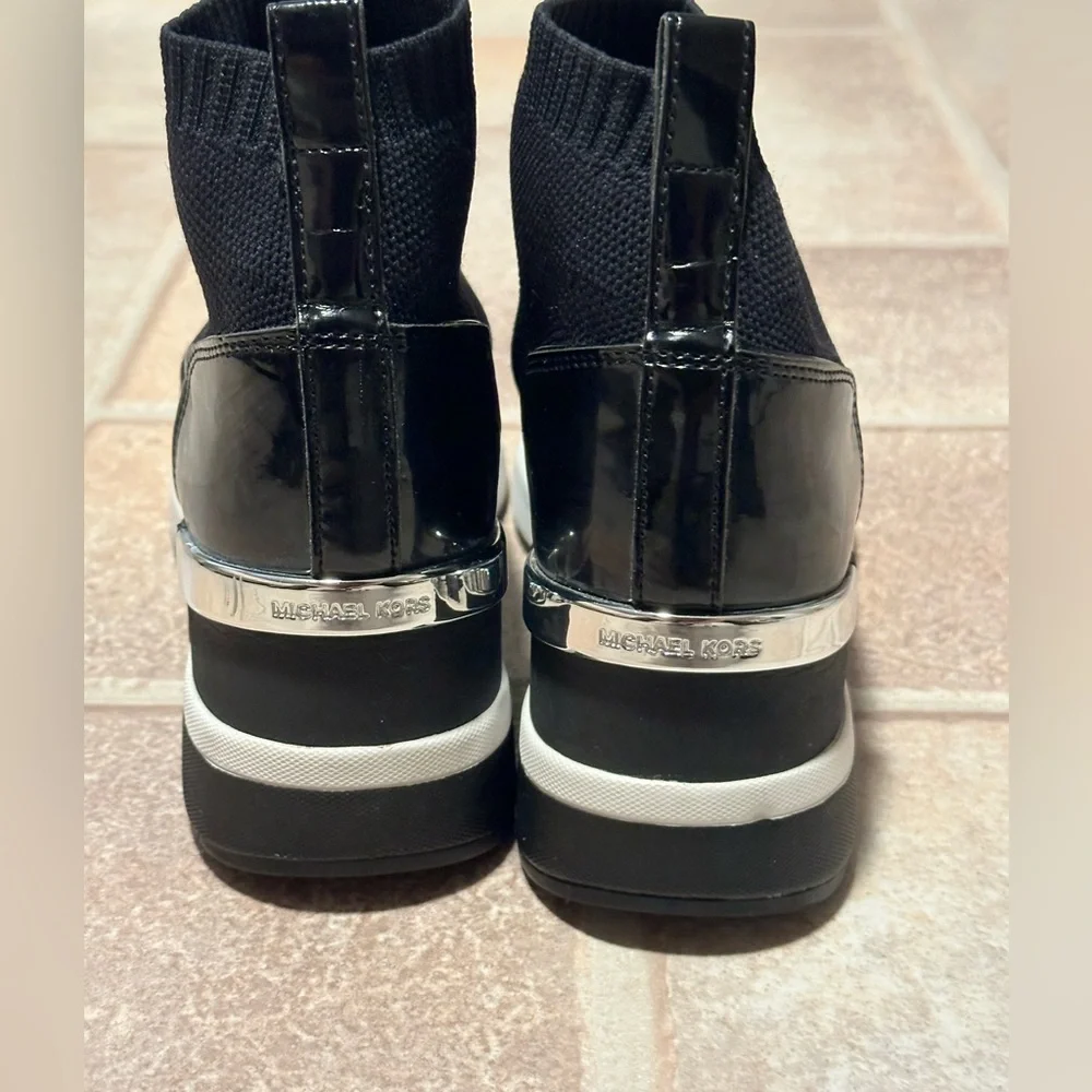 Michael Kors Skyler Stretch-Knit Sock Sneakers - Picture 6 of 8